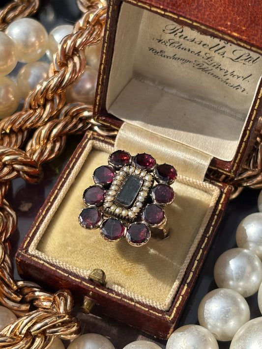 Garnet and Seed Pearl Mourning Ring in 9K Gold – A Sentimental Tribute of Love and Remembrance