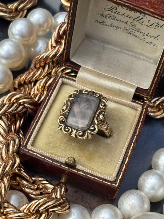 Vintage 9K Mourning Ring with Lock of Hair – A Sentimental Tribute of Love and Remembrance