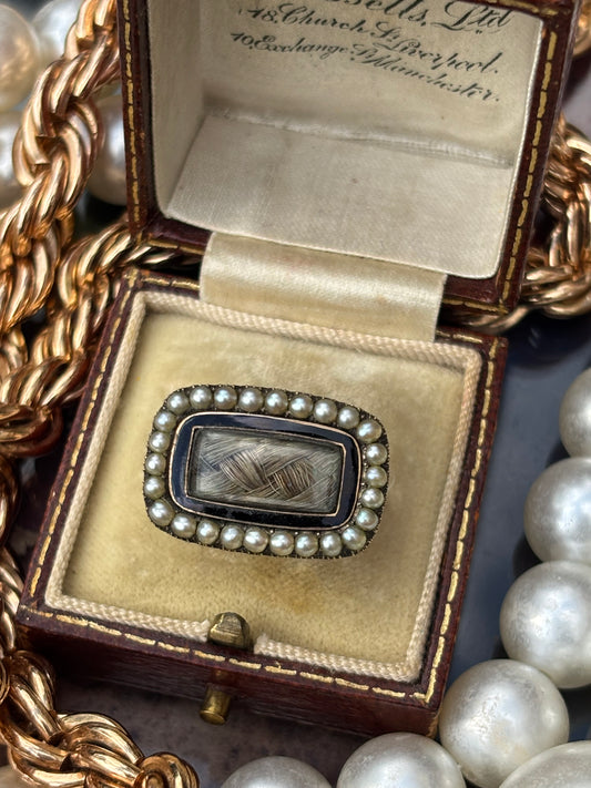 Vintage Seed Pearl Mourning Ring in 9K Gold – A Graceful Tribute to Enduring Love