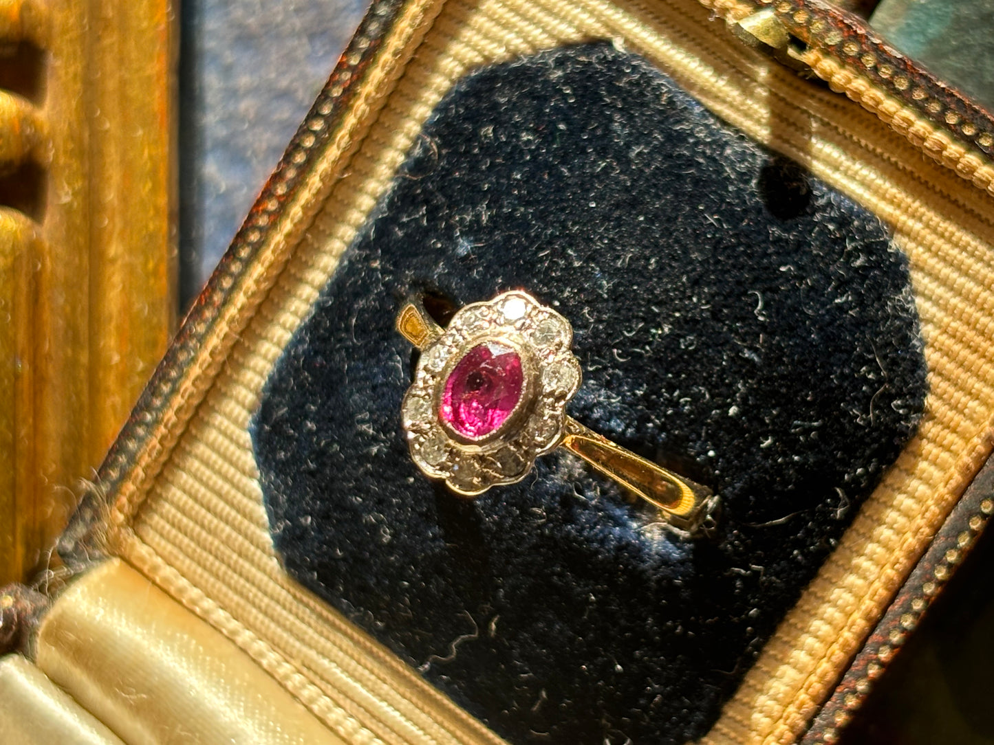 Vintage Cluster Ruby and Diamond Ring in 18K Gold – A Classic Expression of Elegance
