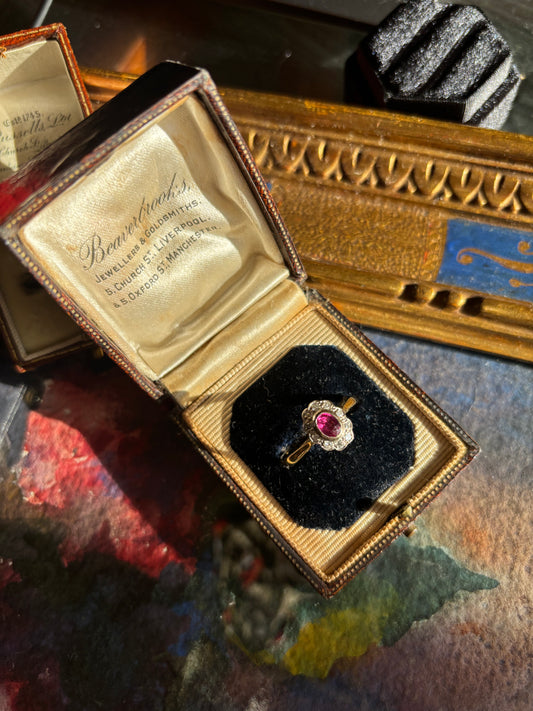 Vintage Cluster Ruby and Diamond Ring in 18K Gold – A Classic Expression of Elegance