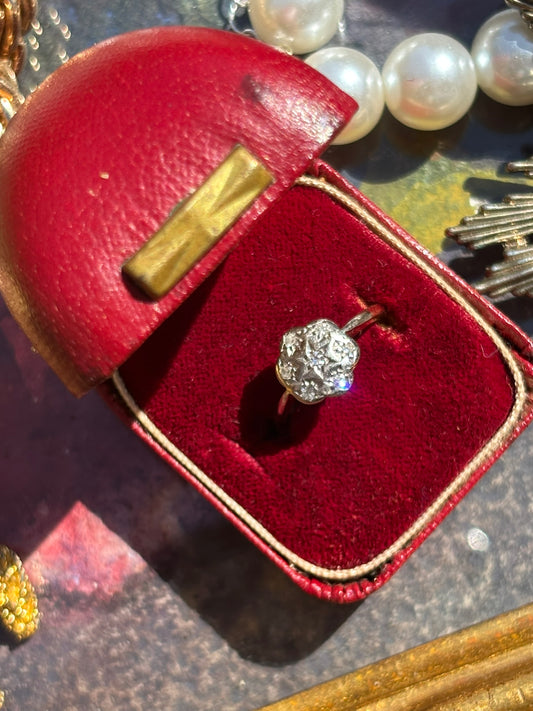 Adorable Diamond and Platinum Set 18k Gold Ring