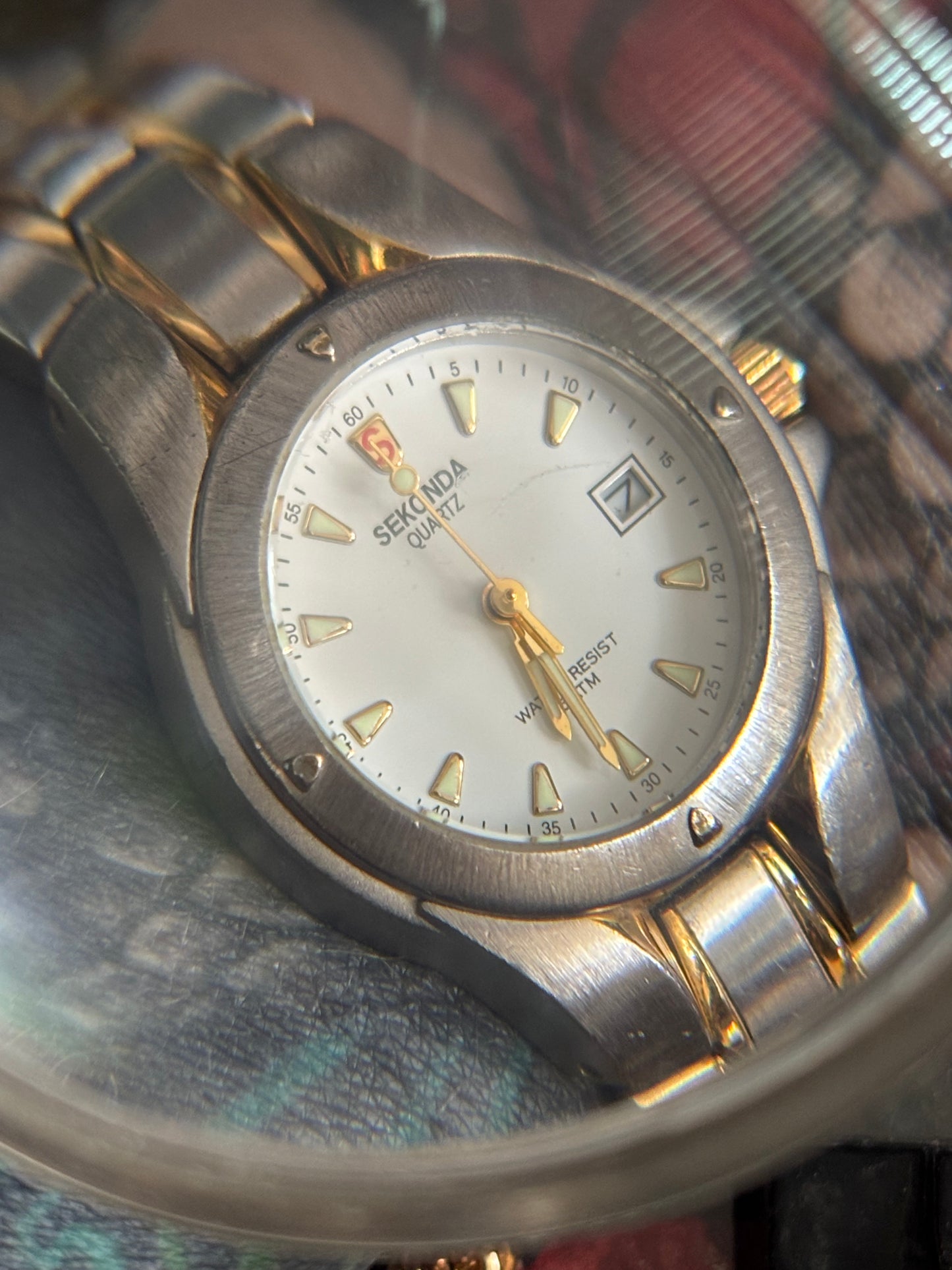 Sekondi Quartz Retro Ladies Watch