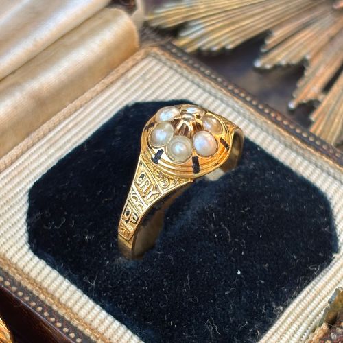 Georgian Mourning Ring with Seed Pearls Rose-Cut Diamond