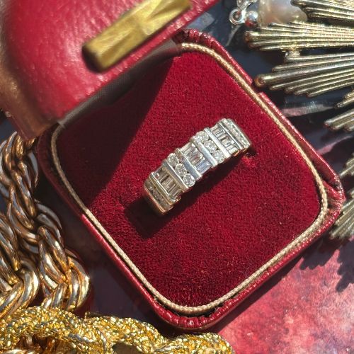 Diamond Ring in 18ct White Gold