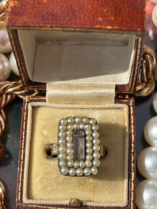 Vintage Double Seeded Pearl Mourning Ring, 9k