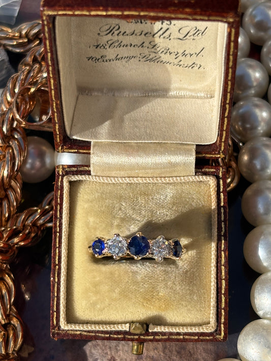 Vintage Five-Stone Sapphire and Diamond Ring – Timeless Antique Design in 18K Gold
