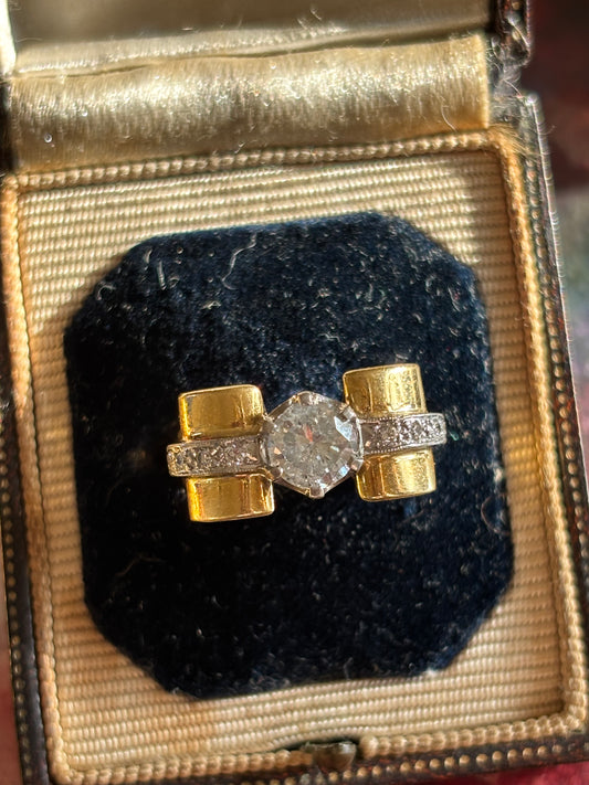 Stunning Antique Retro Diamond Ring