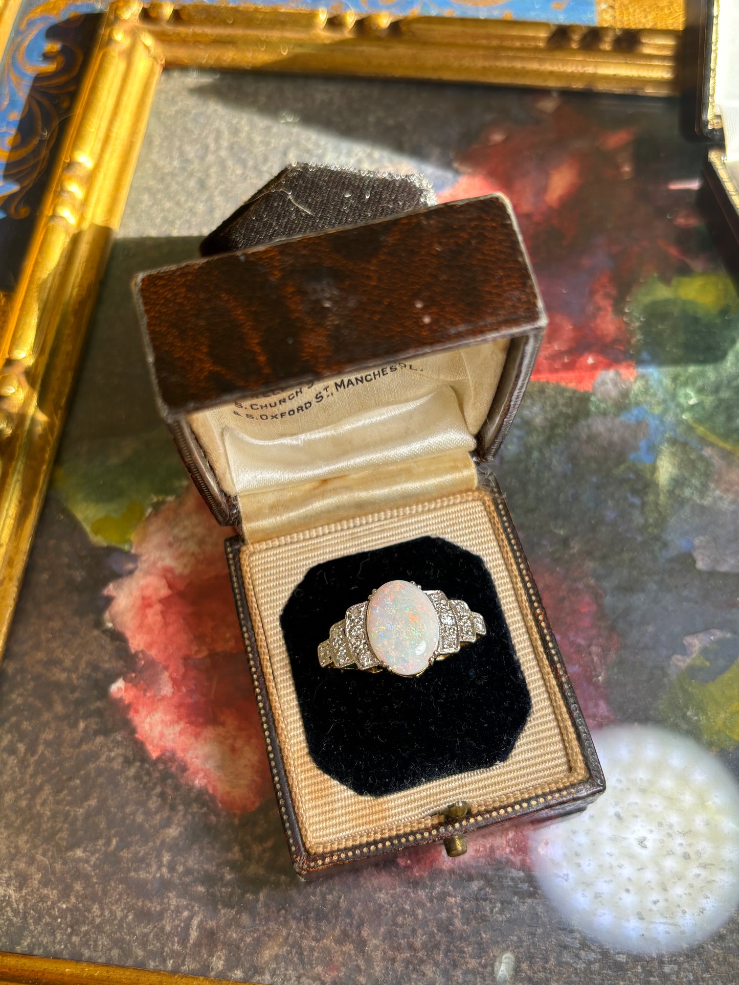 Radiant Vintage Australian Opal & Diamond Ring in 18K Gold – A Play of Light and Color